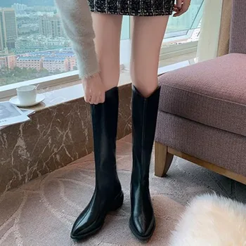 Женская обувь в байкерском стиле, черная, с длинным острым носком, зимняя обувь до колена, женские ботинки для готического шика и элегантного косплея