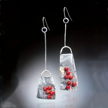 Винтажные серьги-капли для женщин Классического серебристого цвета, красный коралл, асимметричный замок, Форма сумки, крючок, ювелирные изделия для женщин